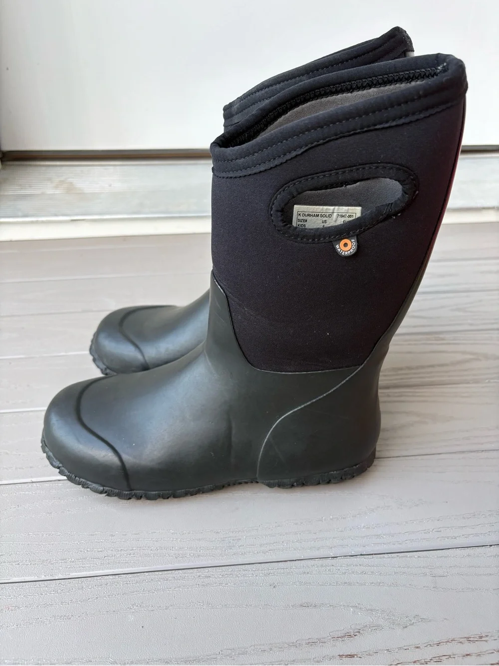 Bogs Kids Black Waterproof Insulated Rain & Snow Boots Outdoors Warm Unisex 6